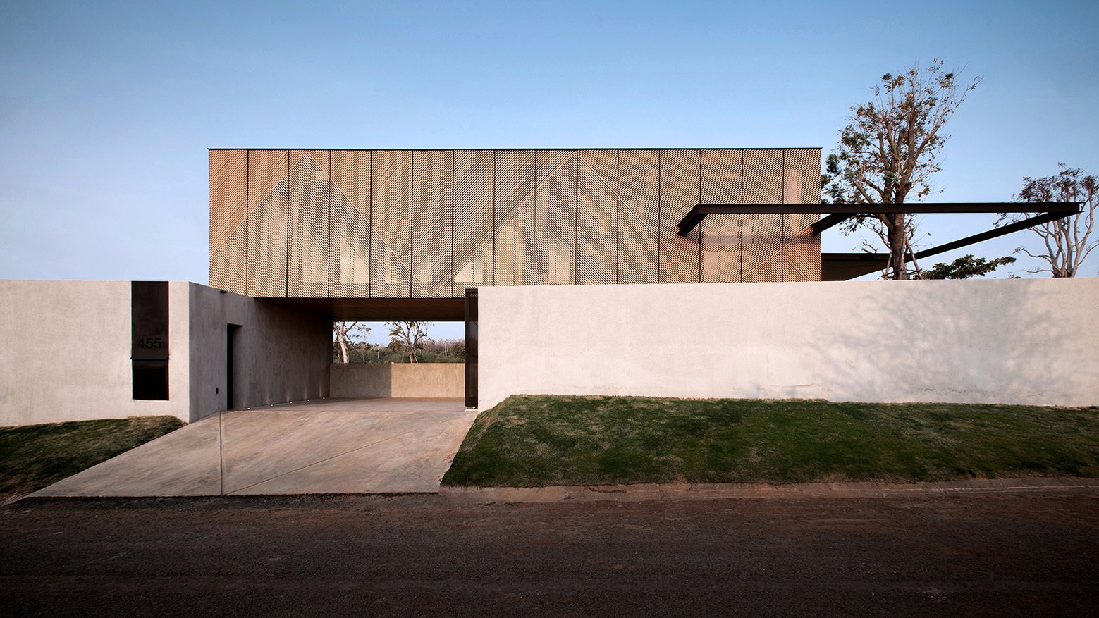 Idin Architects - KA contemporary House - front