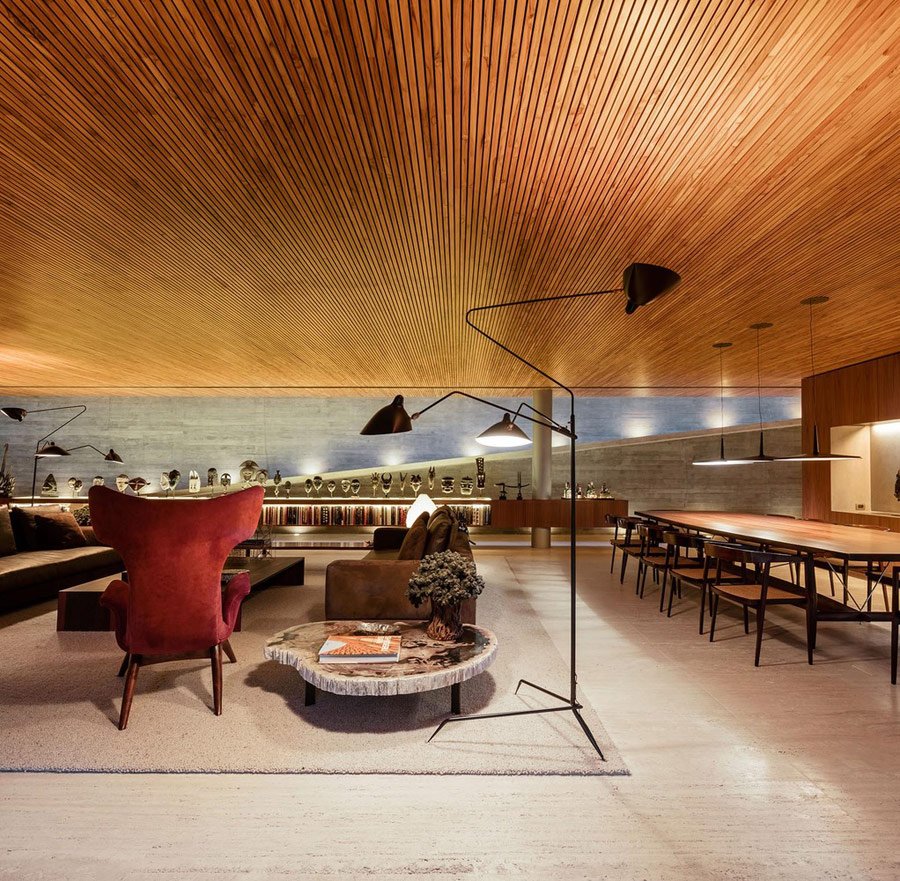 Brazilian modernism by Studio mk27 - dining and living area