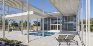 Paul Rudolph - Umbrella mid-century house - pool
