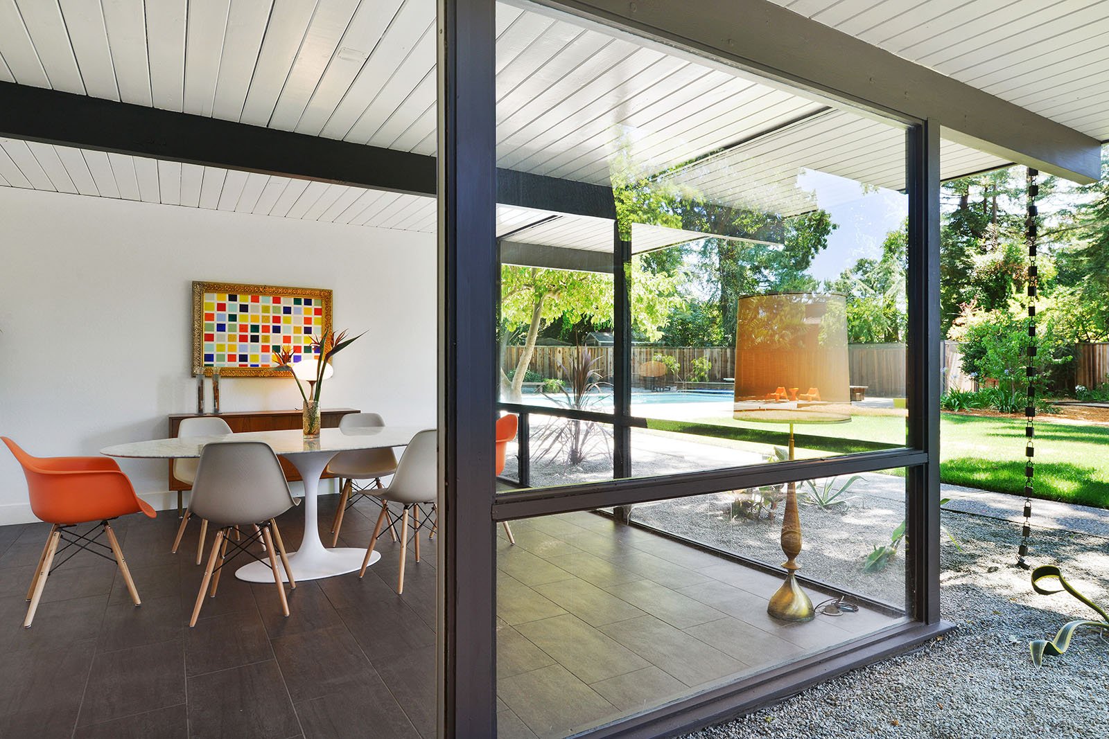 big size Eichler in Walnut Creek - dining area