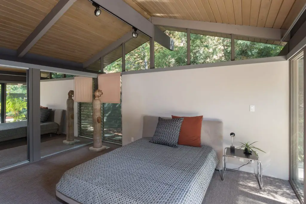 Buff, Straub & Hensman, Modest MidCentury House in Pasadena, CA. Mid