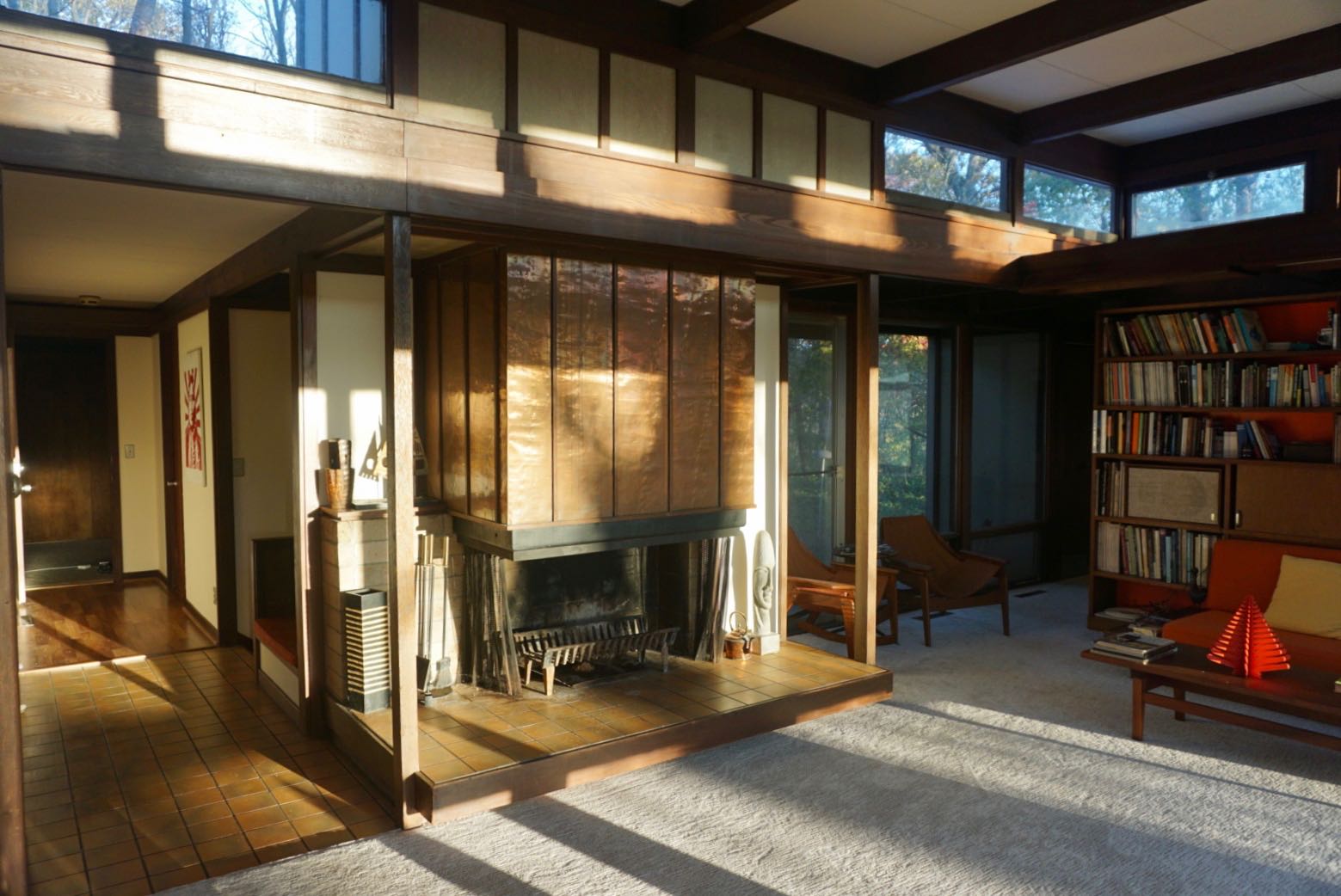 Tim Hills mid-century House - Kalamazoo - living room fireplace