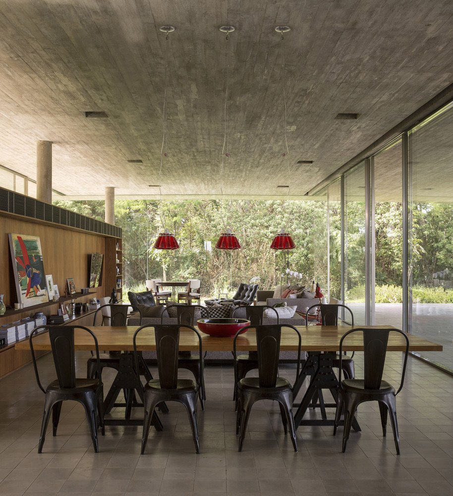 Brazilian modernism - mk27 casa redux fernando guerra - dining area