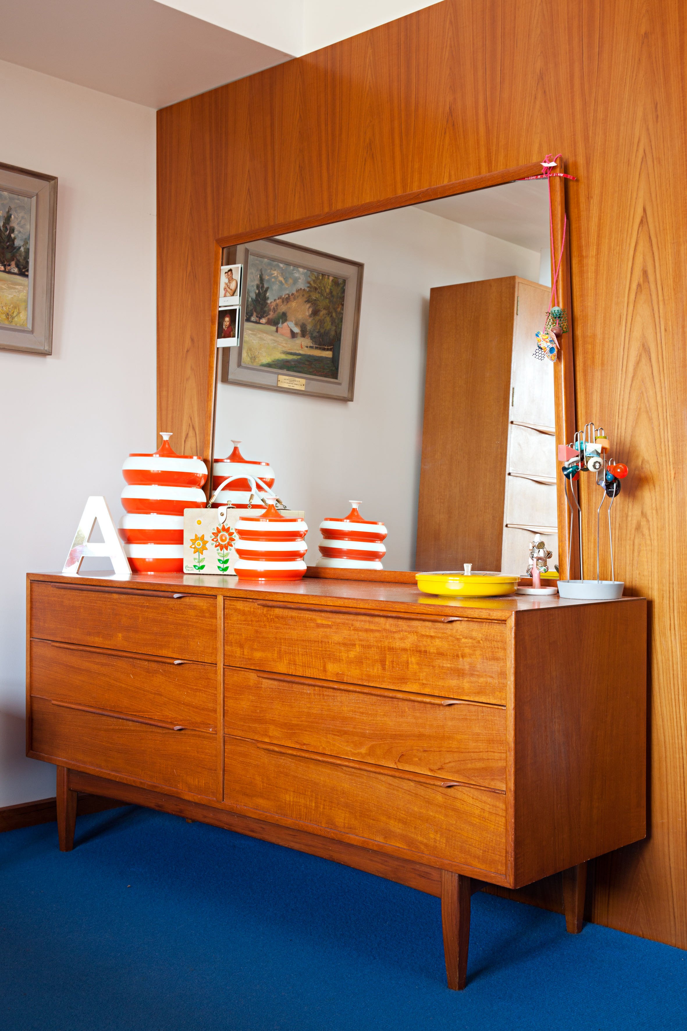 Annie Price - mid-century Beaumaris house - bedroom