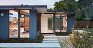 Eichler house in San Mateo Highlands - Klopf architecture - exterior back