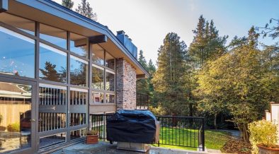mid-century house in Vancouver - exterior