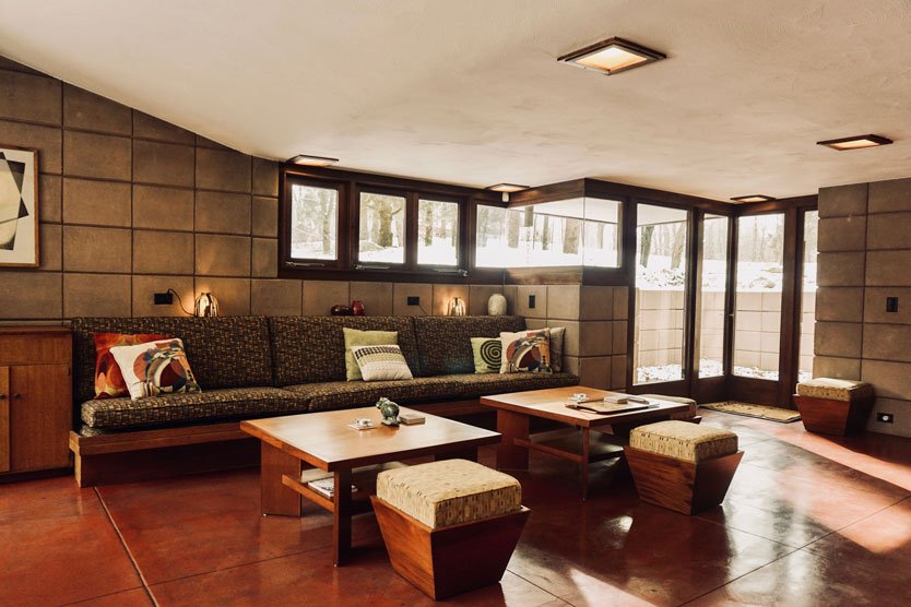 Frank Lloyd Wright - Eppstein House - living room