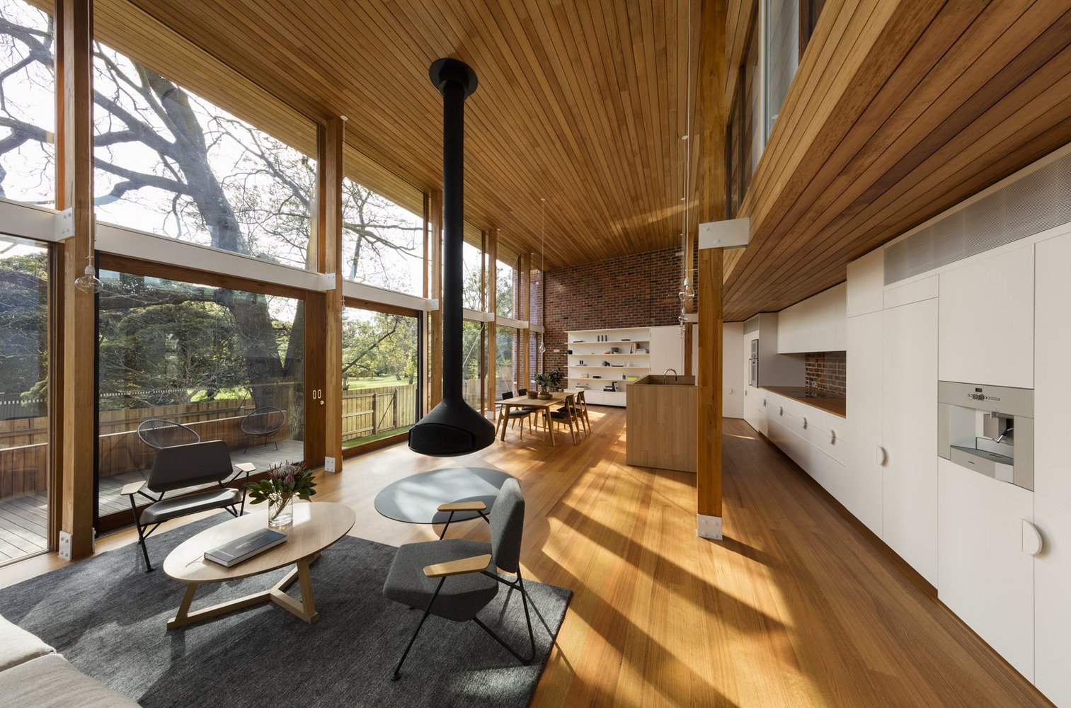 mid-century renovation in Victoria - Camberwell House - AM Architecture - living room