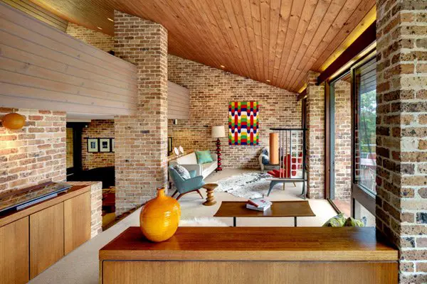 mid-century inspired in Sydney - Erby House - living room