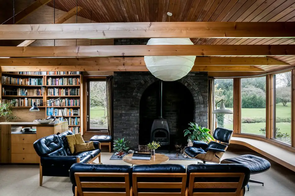 british modernist house - Walter Greaves - living room