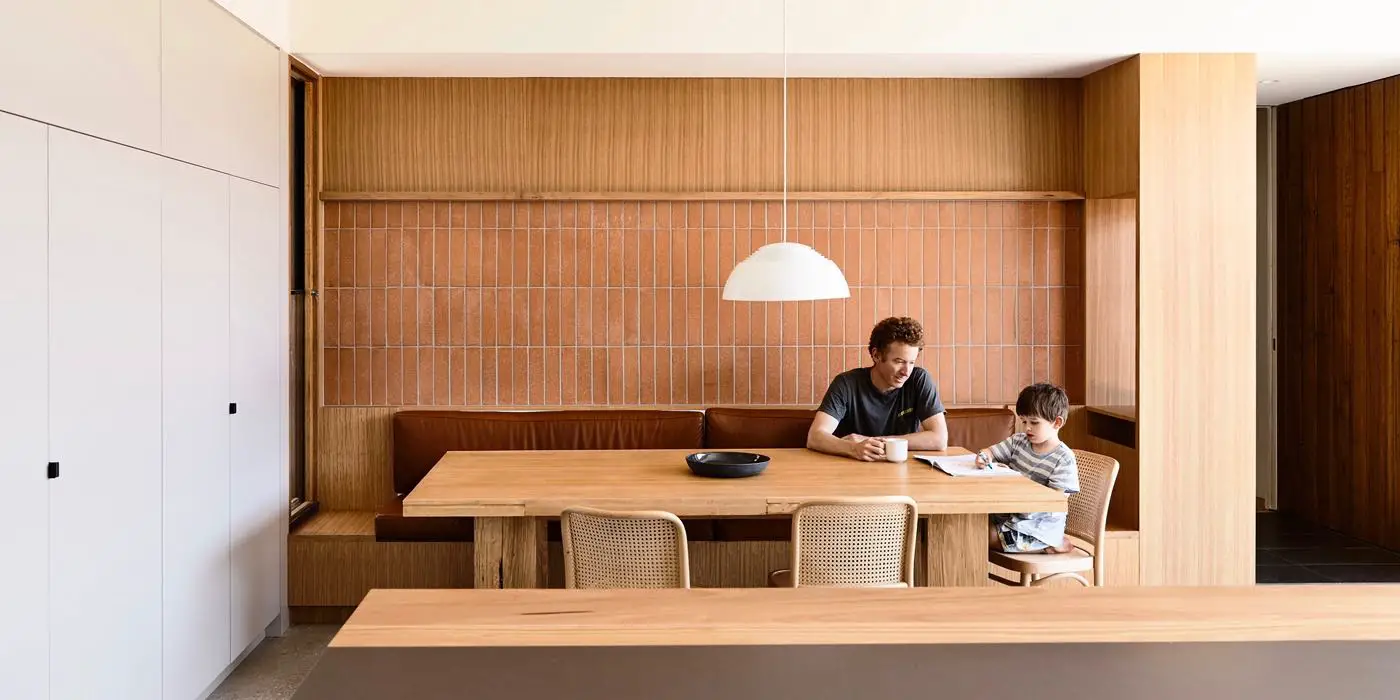 Brunswick House - Architect Rob Kennon - dining area