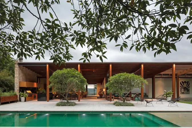 Contemporary Home Sao Paulo - exterior swimming pool