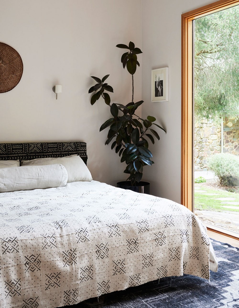 mid century modern Warrandyte Home - bedroom