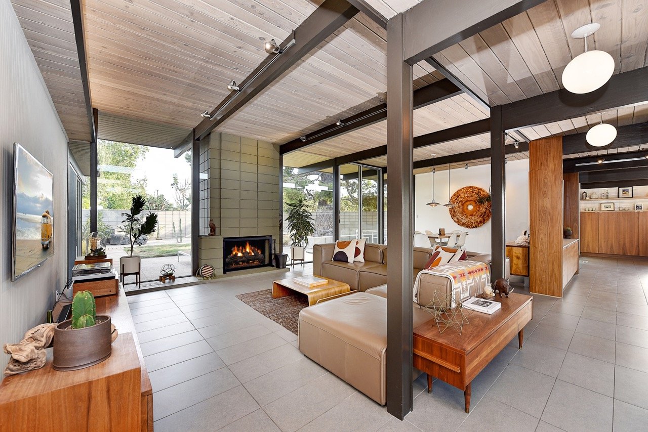 Eichler home in Orange County - living area