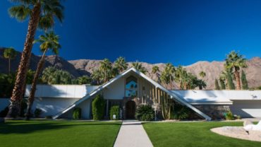 A-frame house by charles dubois in Palm Springs