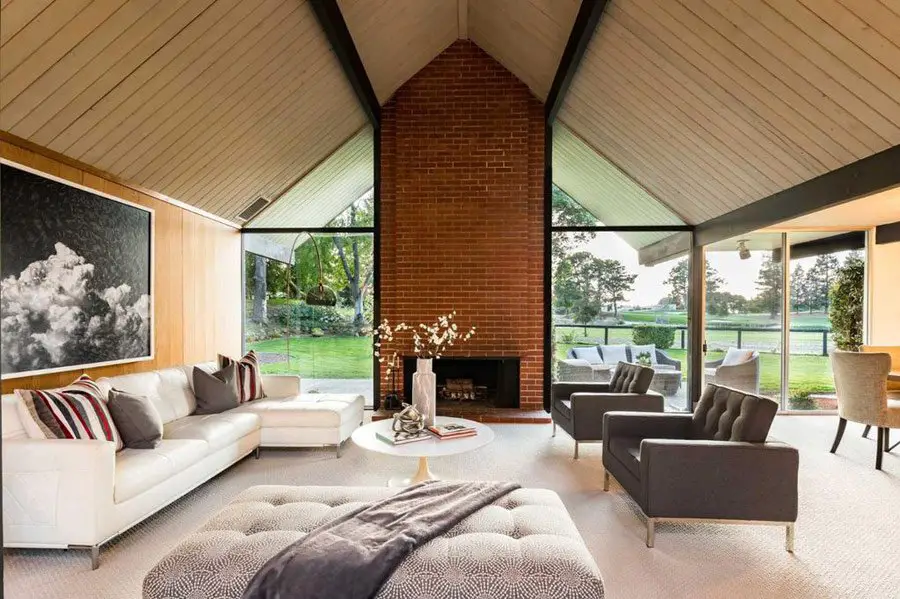 Eichler house Palo Alto Hills_living room