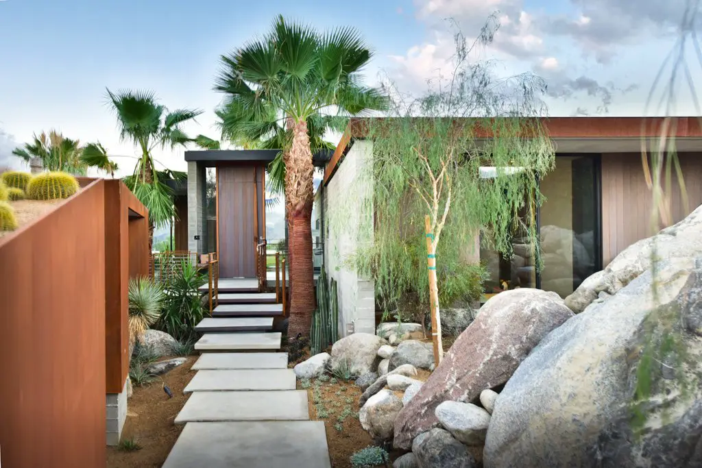 Modernist house AR&D Architects - Schnabel house_entrance outside view