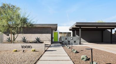 Midcentury beadle buddy - exterior front day