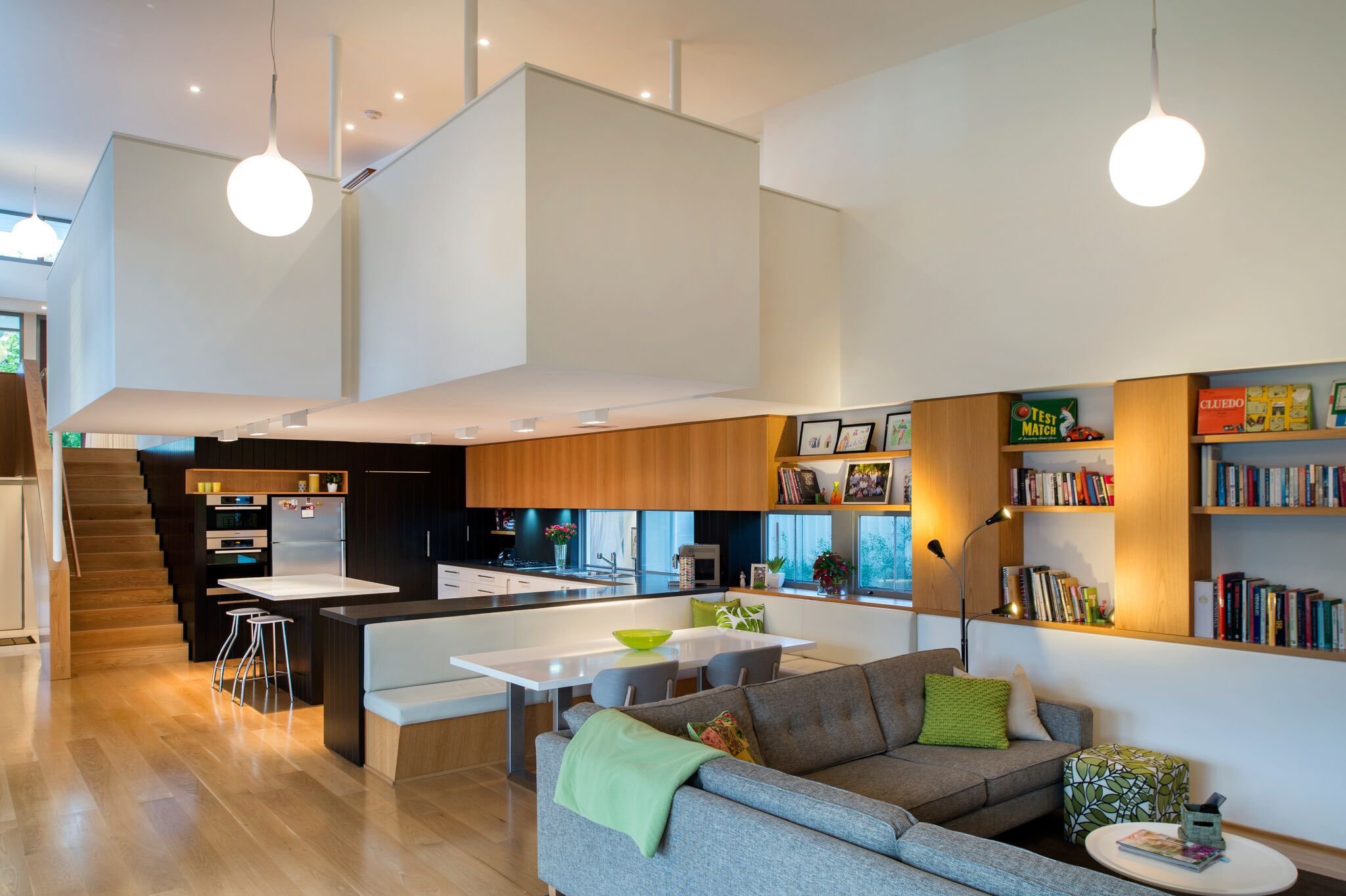 Modern home - moreing rd - mountford architects - living room