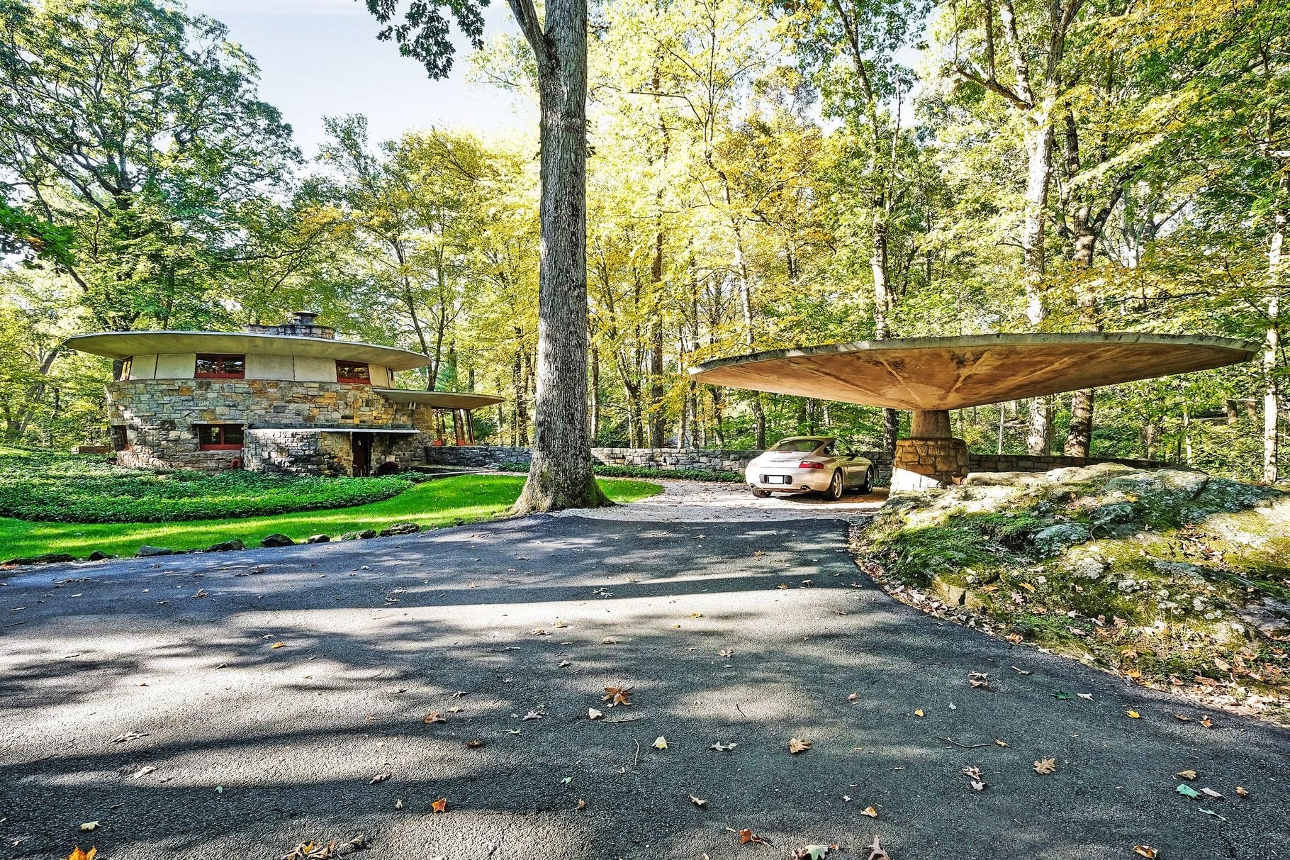 Frank Lloyd wright - sol Friedman house - Driveway