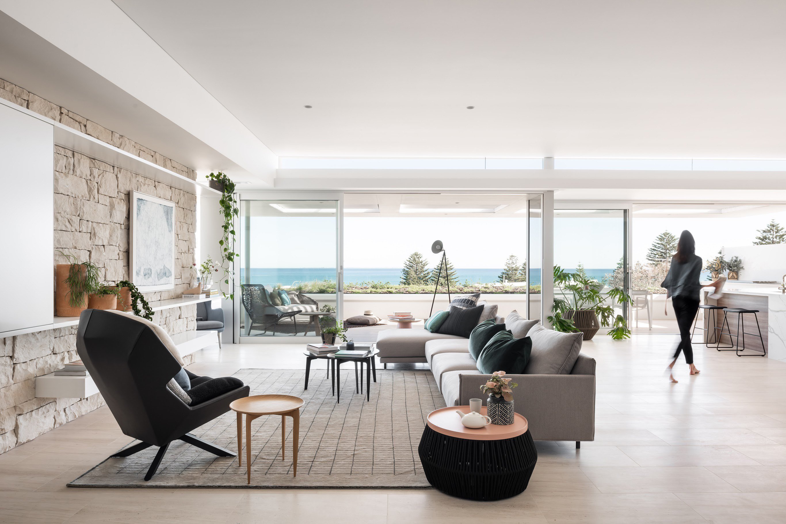 Modernist apartments - Overton Terraces - Braham architects - living room