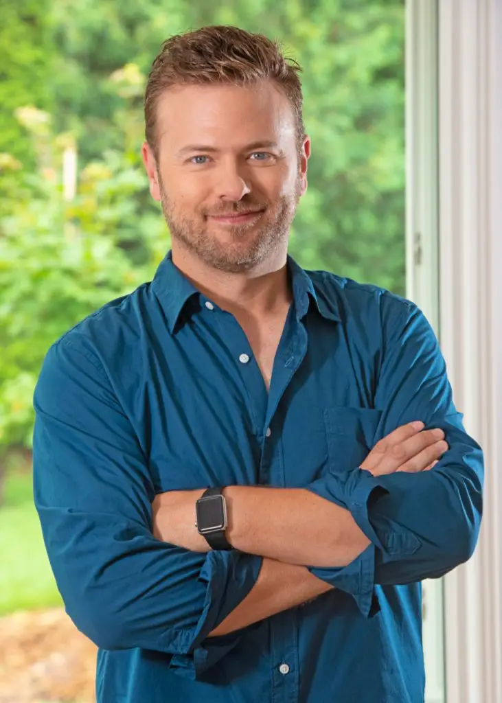 Matt Muenster  midcentury home renovation  - portrait