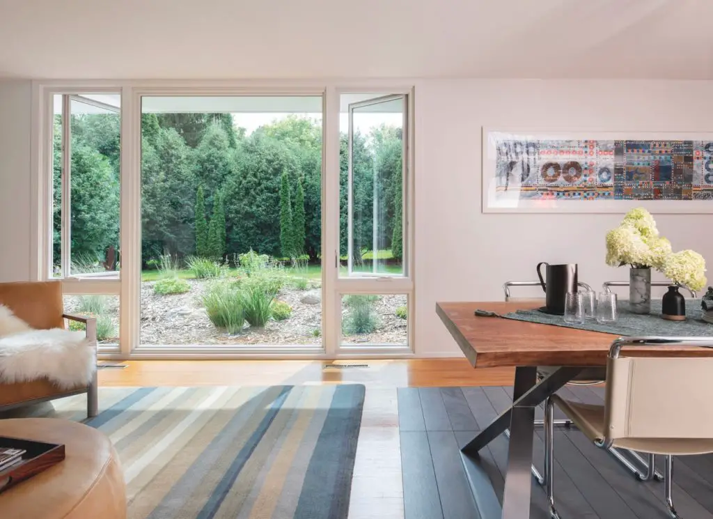 Matt Muenster  midcentury home renovation  - dining area