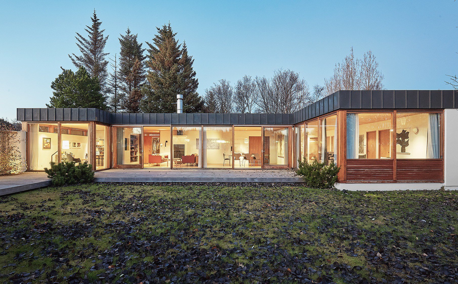 Midcentury home renovation in Iceland - Guðmundur Kr. Kristinsso - exterior back