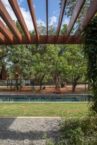Modernist family home brazil - pool view