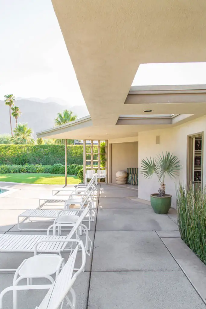 Frank Sinatra - Palms Springs midcentury home - terrace