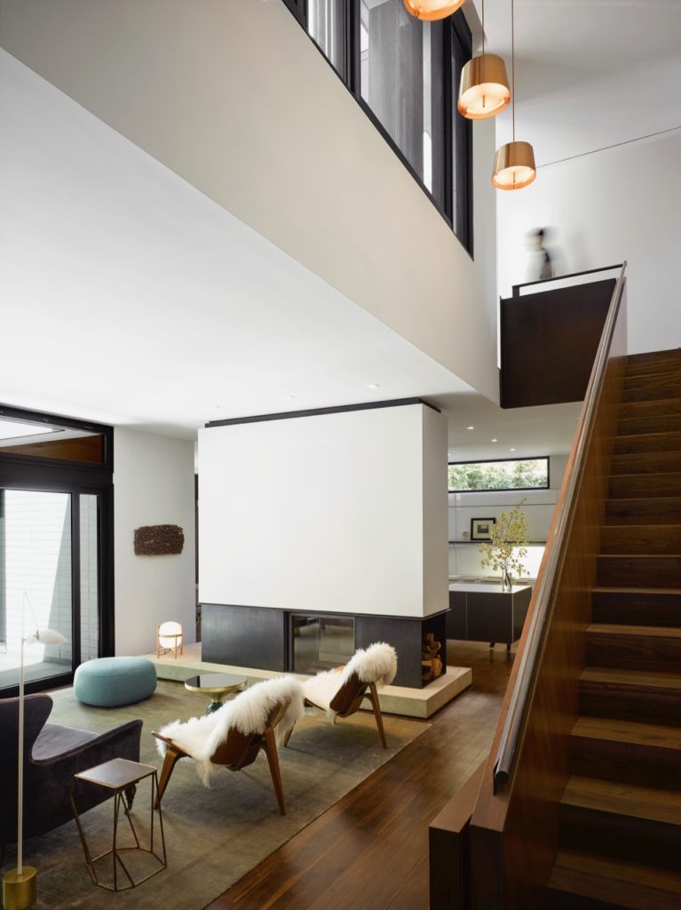 Modern House renovated - Superkül architects - living room