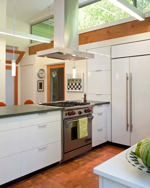 Extension to midcentury home in La Jolla - kitchen