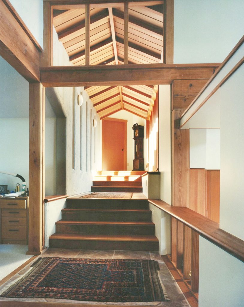 Modern Residence - Heather Johnston Architect - Salt Spring Island - corridor