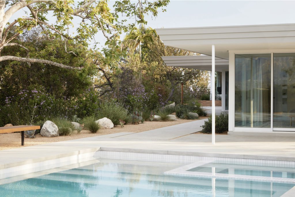 Modernist home - Pasadena - swimming pool