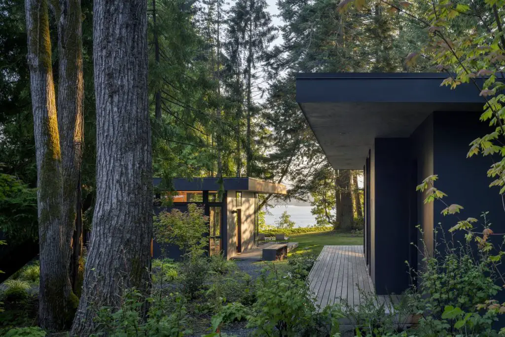 Hood Cliff Retreat - Wittman Estes Architecture - exterior