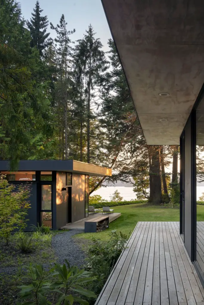 Hood Cliff Retreat - Wittman Estes Architecture - exterior