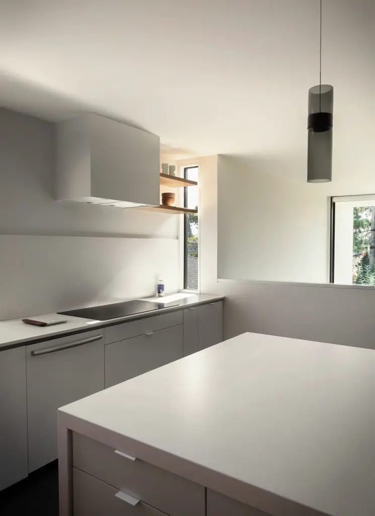 Modern ranch-style bungalow renovation - kitchen