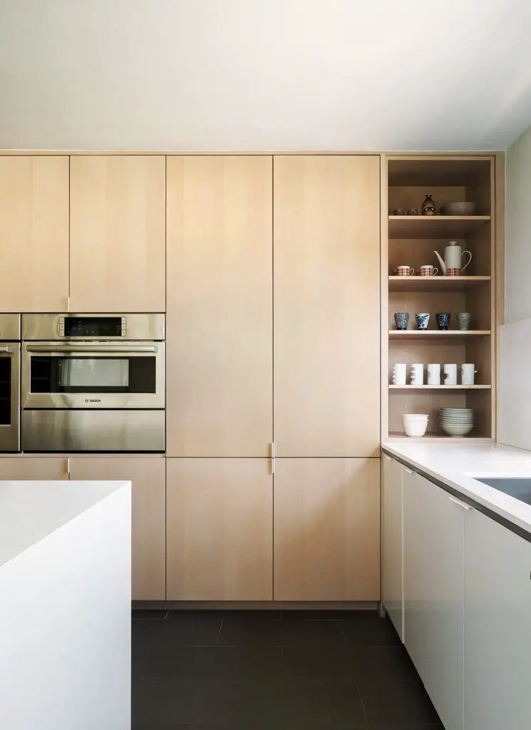 Modern ranch-style bungalow renovation - kitchen