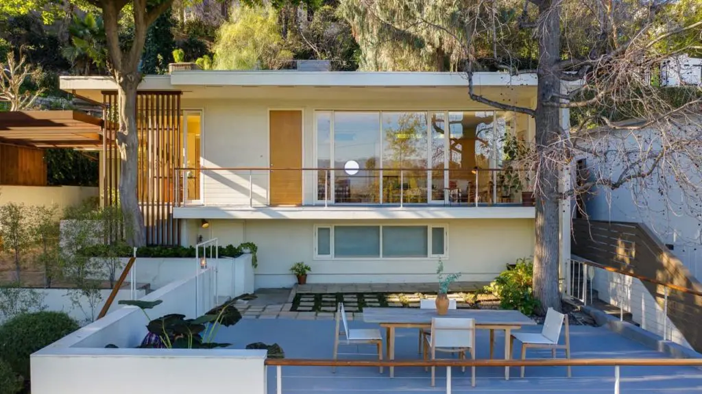 The Salkin House by John Lautner - exterior front