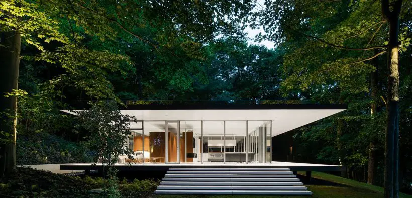 Modernist pavilion - architect Daoust Lestage - Canada