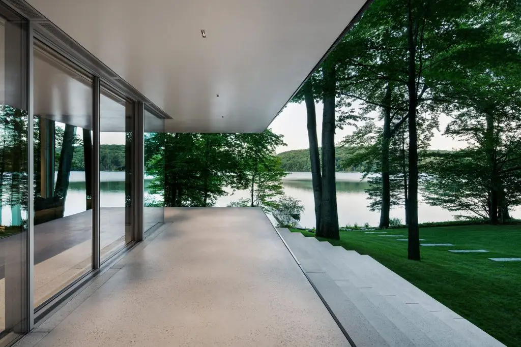 Modernist pavilion - architect Daoust Lestage -  Canada - 