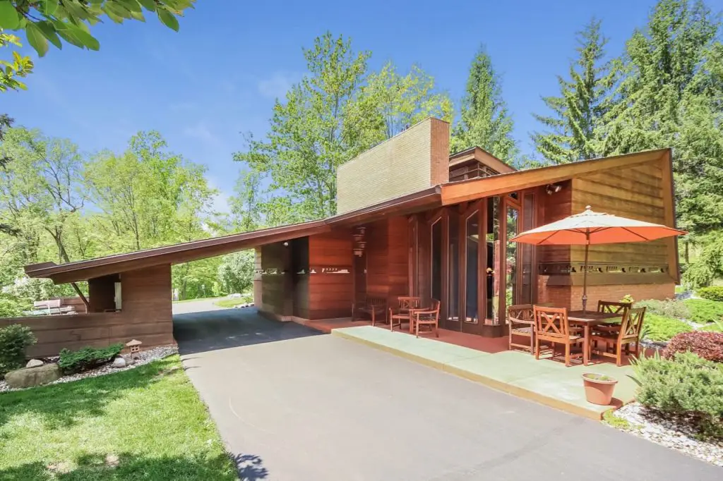 frank lloyd wright house in Ann Arbor -