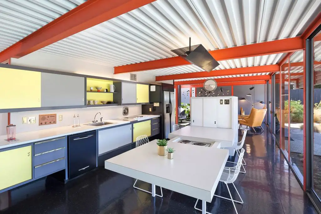 Steel X-100 experimental Eichler renovation - 