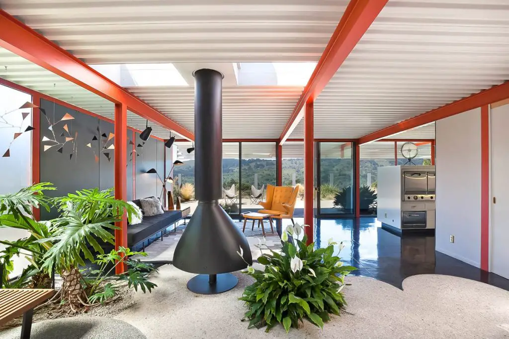Steel X-100 experimental Eichler renovation -