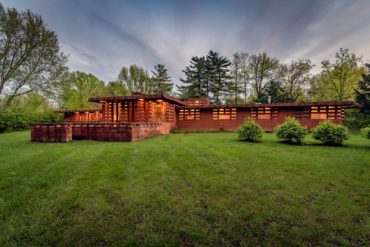 frank lloyd wright - papas house