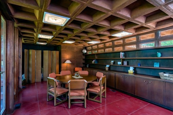 frank lloyd wright - papas house  -