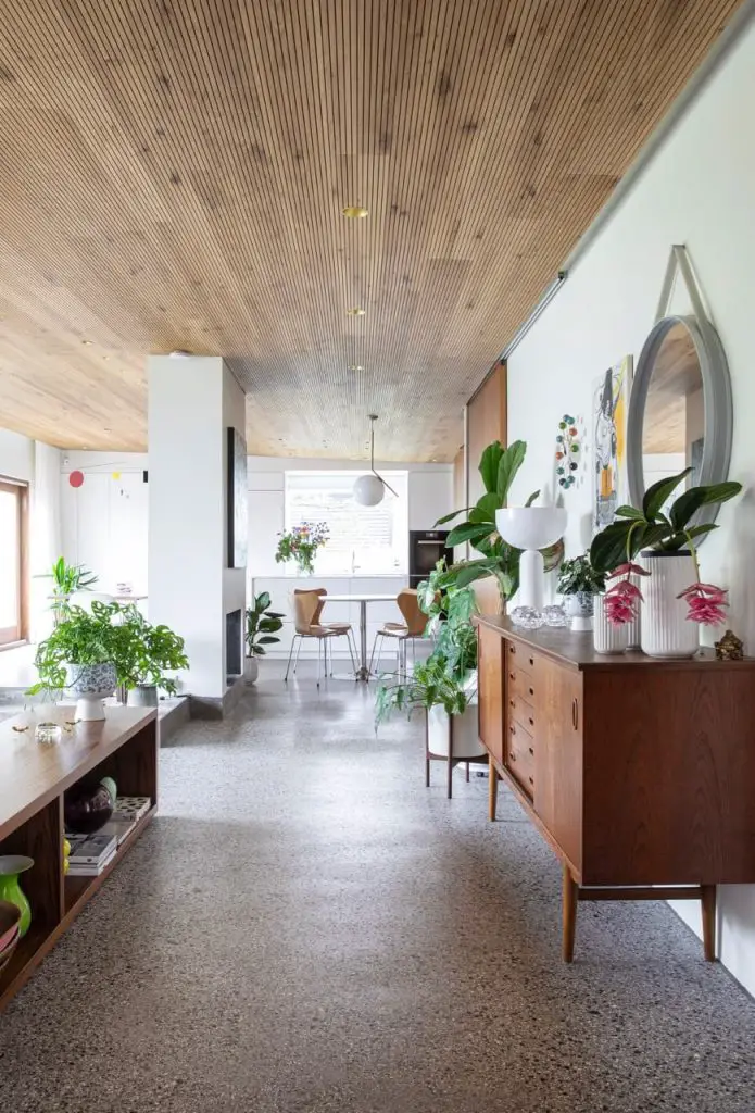 midcentury home in iceland -