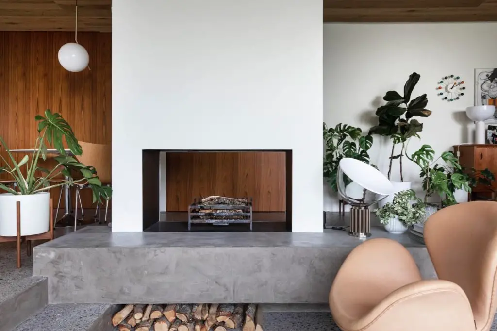 midcentury home in iceland