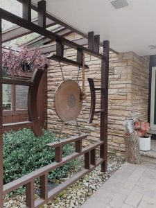 The Woodland House, Midcentury in Ohio -