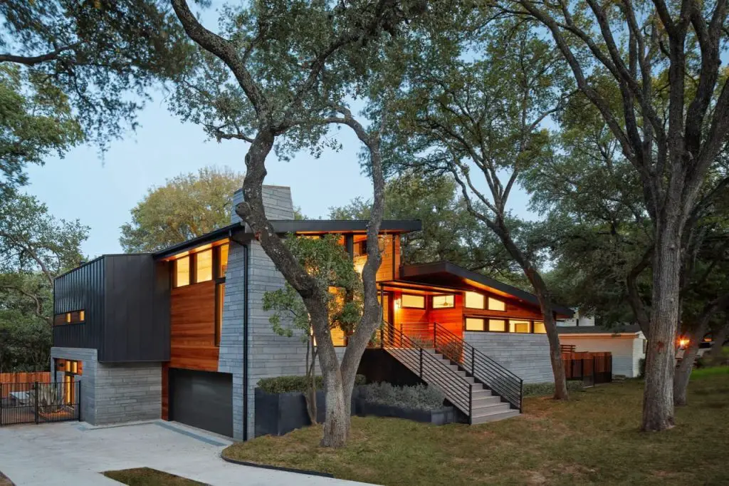 Ridgewood Residence by Matt Fajkus Architecture -